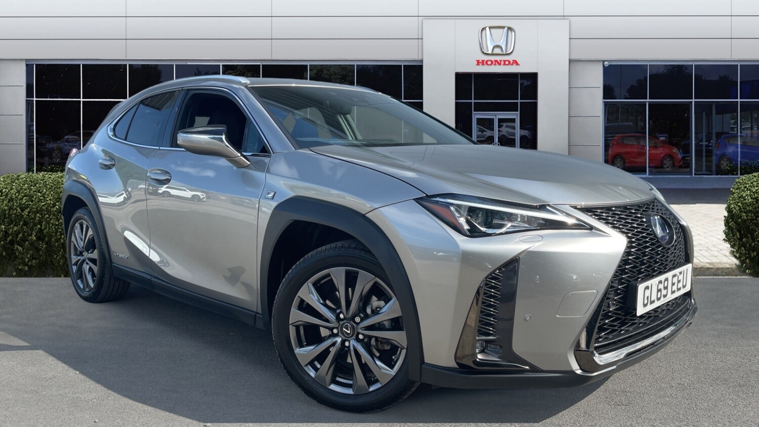 Used Lexus Ux H F Sport Dr Cvt Nav Hybrid Hatchback For Sale